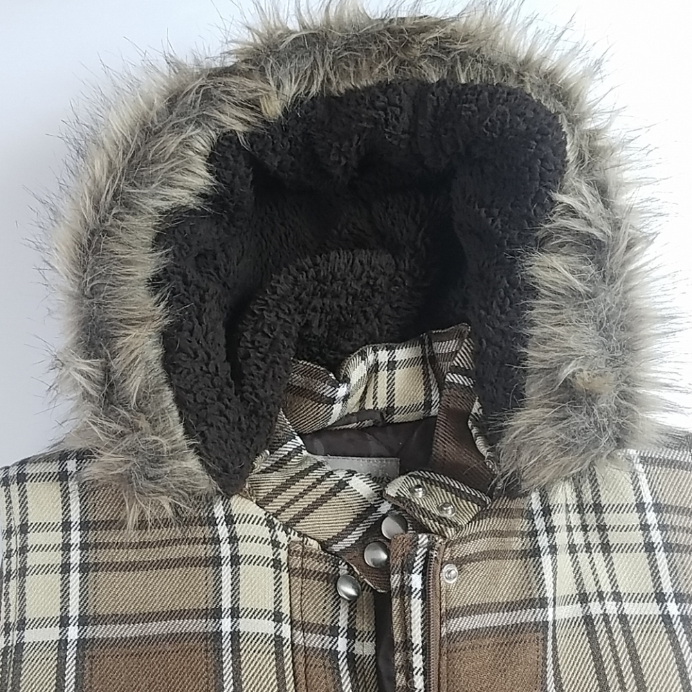 KC Collection, Tan/creme plaid vest, With Fur Hood, Pit To Pit 22", Size XL - Picture 3 of 9